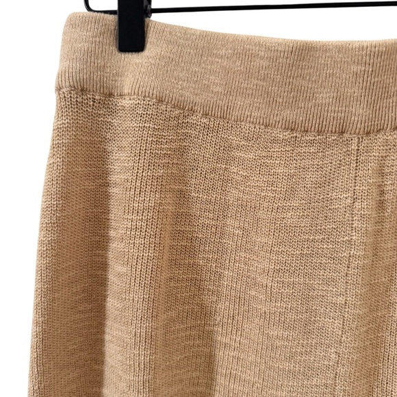 Free People FP Beach Malibu Knit Sweater Shorts
Tan Size Large - Picture 4 of 9